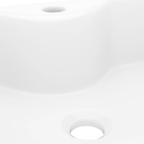 8718475942252_g_en_hd_4