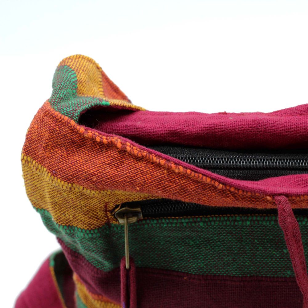 Nepal Umhängetasche im Ethno-Design – Kompakte Sling Bag für Reisen und Freizeit
