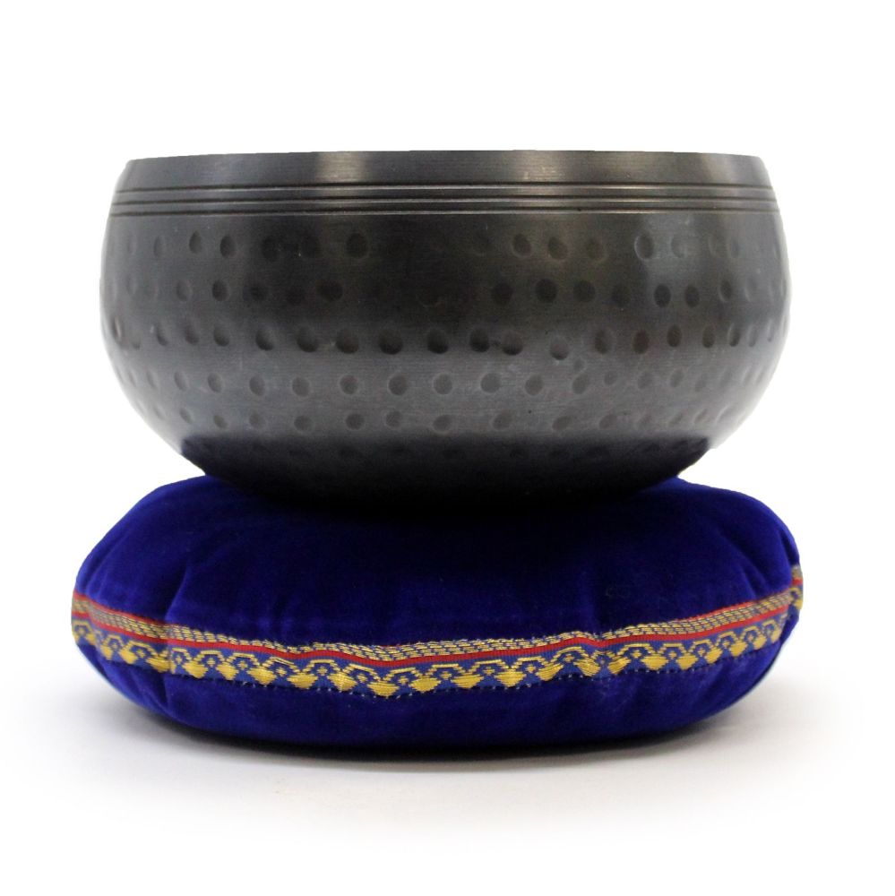 Handgehämmerte Klangschale, beruhigende Töne für Meditationen - Ø 15 cm, Schwarz