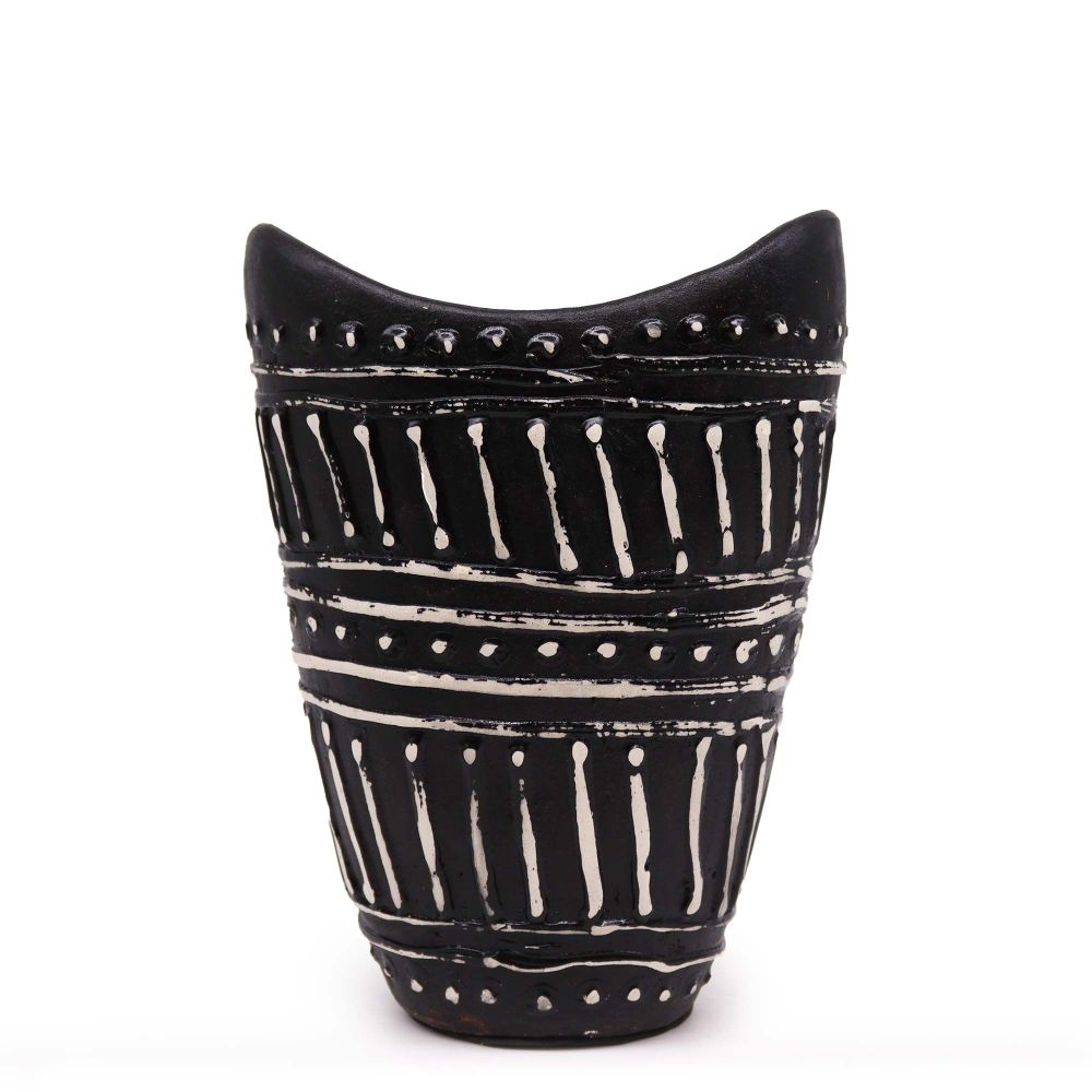 Swirls Shaped Vase – Chocolate - Terrakotta-Vase - Handgefertigt auf Lombok