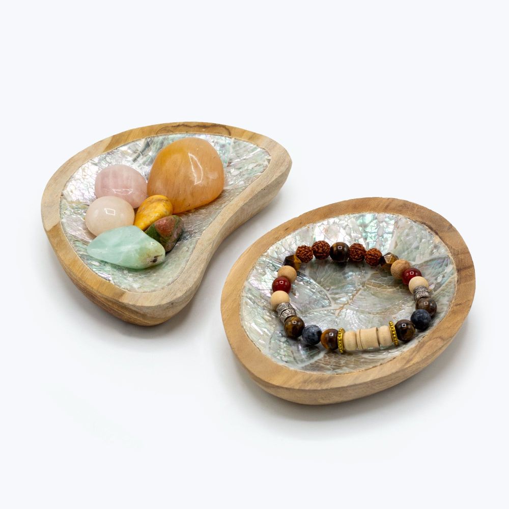 Handgemachte Teak Mini-Schalen – 4er-Set mit Muscheldeko für stilvolle Akzente