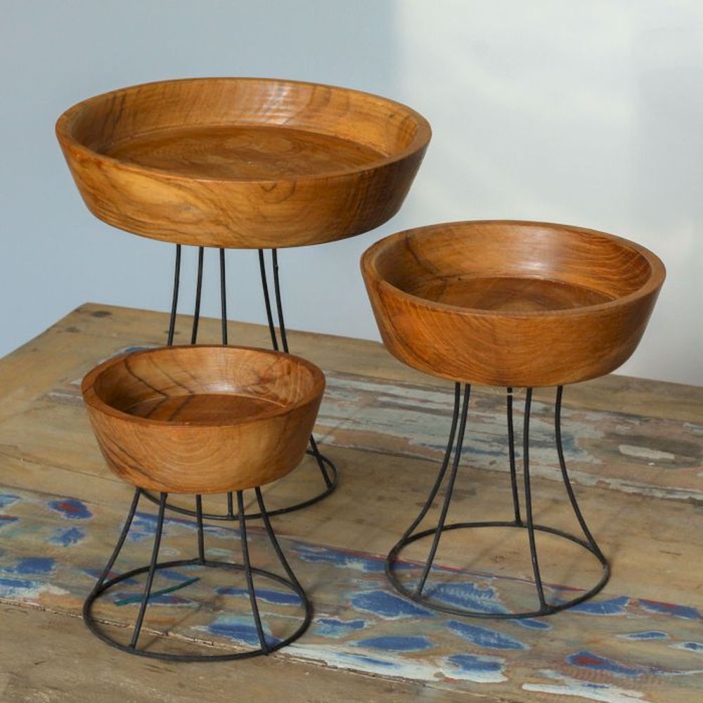 Teakholz Schalen-Set 3-teilig – dekorative Holzschalen auf eleganten Metallfüßen