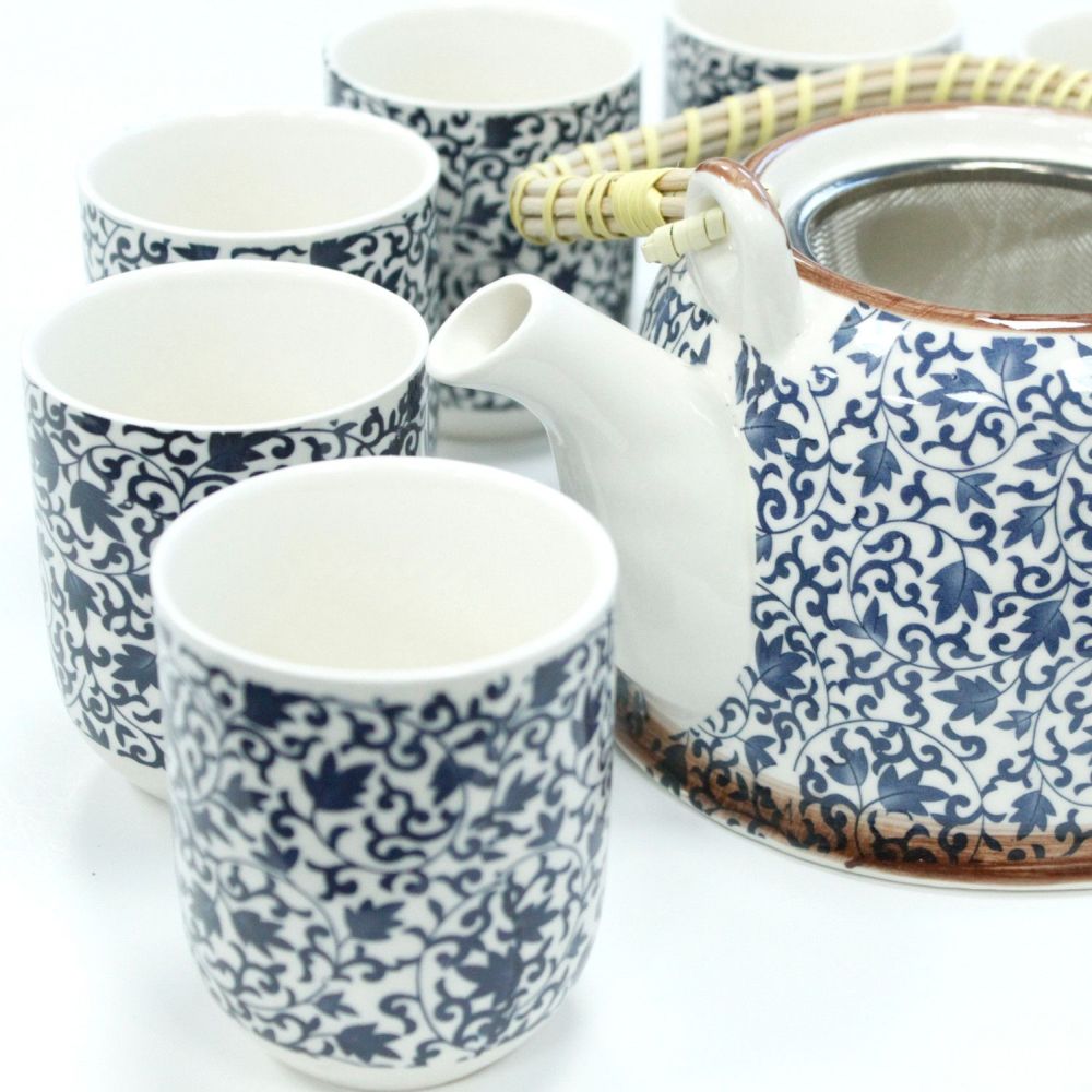 Keramik-Teeset „Blue Pattern“ - Teekanne mit Metallsieb im Deckel & sechs Cups