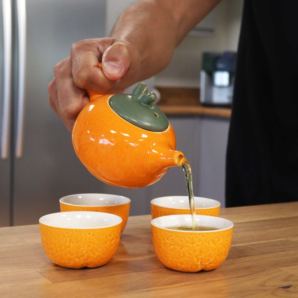 Originelles Teeset in Orange-Optik – Teekanne inkl. 4 Tassen - aus Keramik