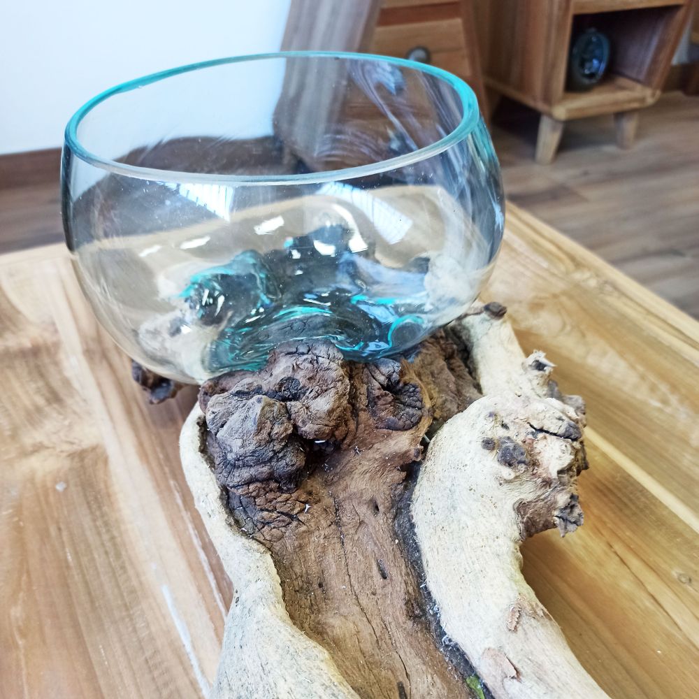 Geschenkidee - exklusive XL Molten-Glasvase auf Gamal-Holzständer - Bali-Unikat