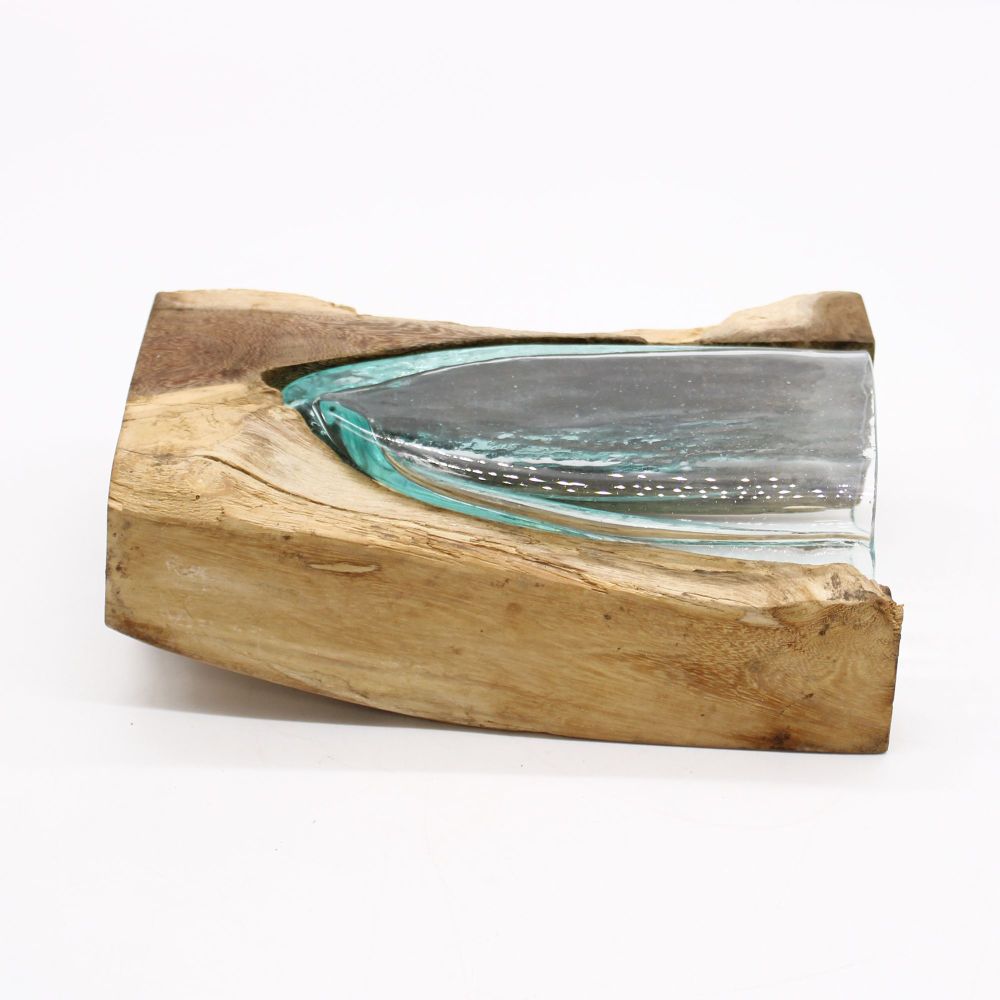 Glas on Wood - Kunstvolle V-förmige Glas-Vase auf Gamalholz - gefertigt auf Bali