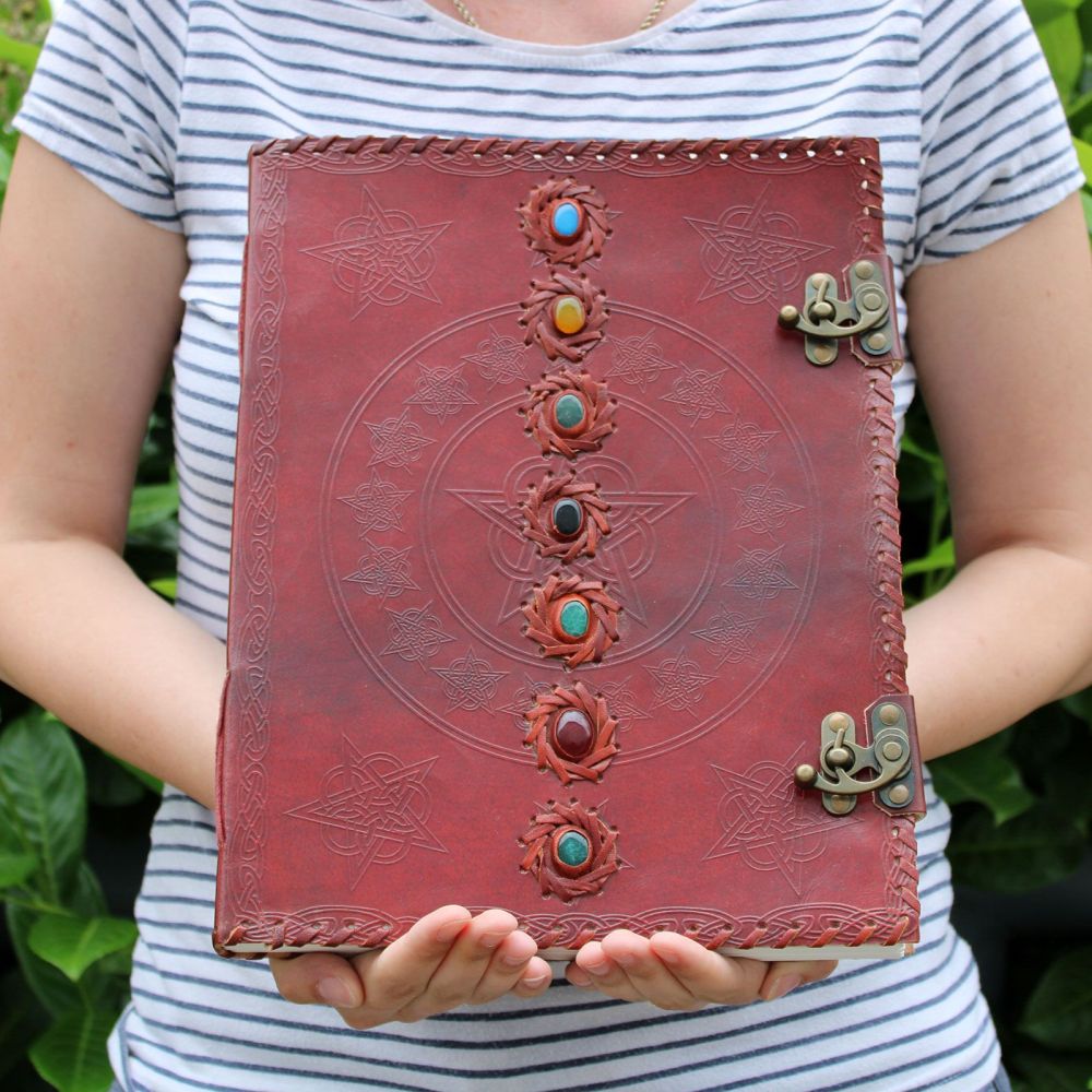 Großes Leder Notizbuch "7 Chakra" – Tagebuch mit 200 Seiten - 25 x 33 cm