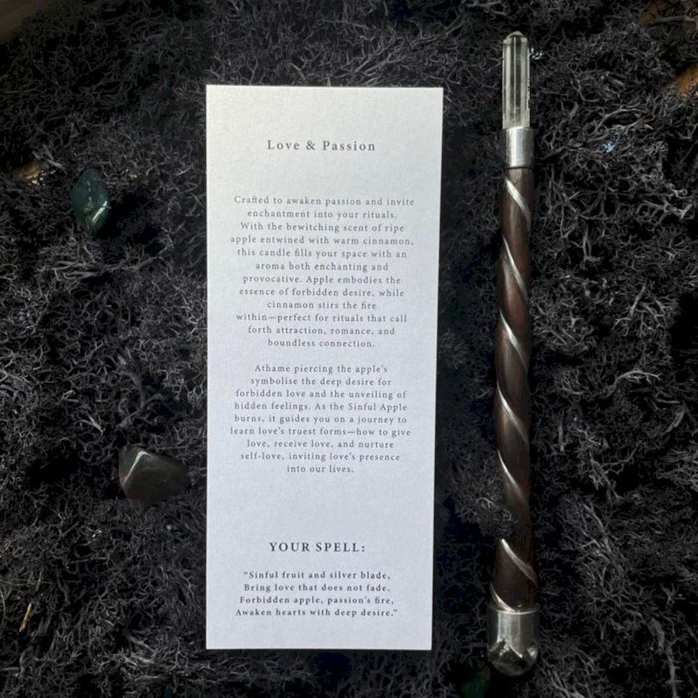 Ritualkerze Sinful Apple – für Liebe, Leidenschaft und bewusste Anziehung